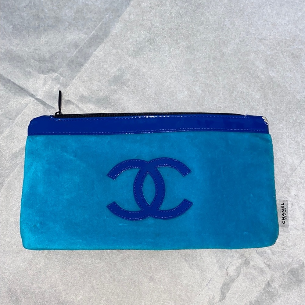 CHANEL Turquoise and Royal Blue Suede Pouch